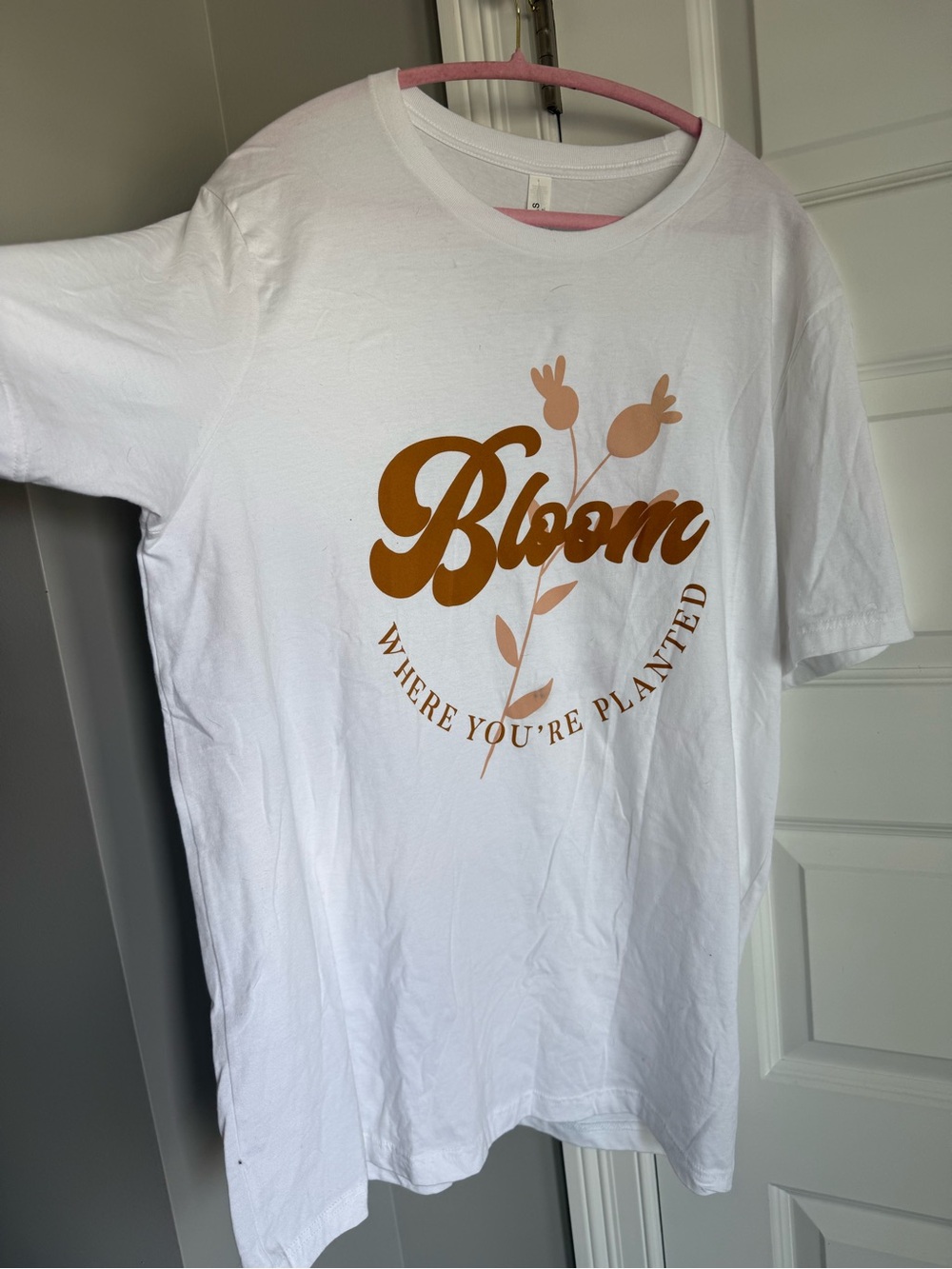 Bloom Graphic Tee - White with Tan Floral Print